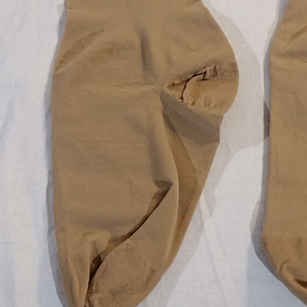 JOBST Medical LegWear UltraSheer Stockings - Beige - Picture 10 of 10